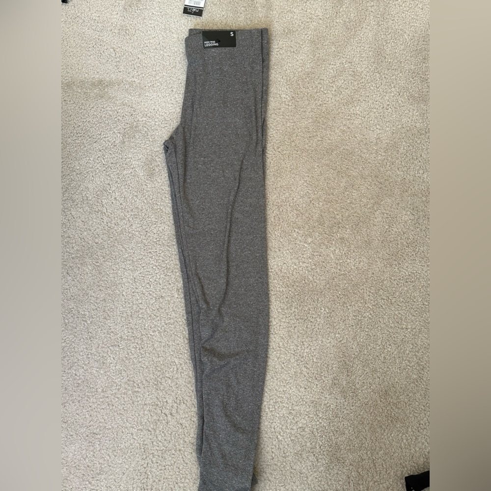 Leggings bundle NWT - Picture 13 of 14